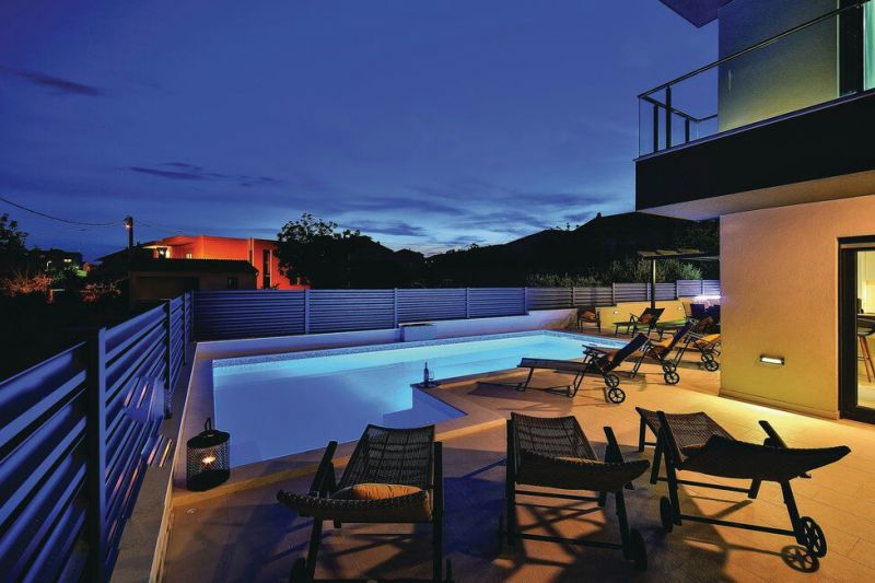 Ferienhaus mit Pool Kastel Novi, Trogir, Dalmatien, Kroatien